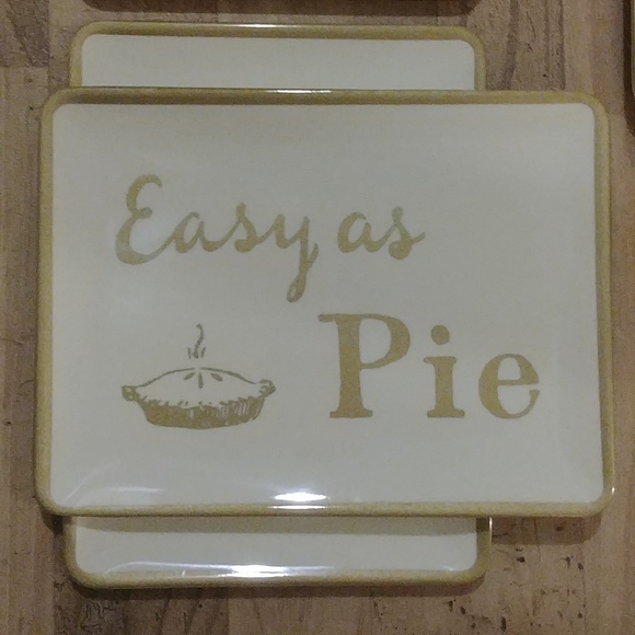 NWT 6 Dessert or Appetizer Themed Plates - Picture 2 of 4